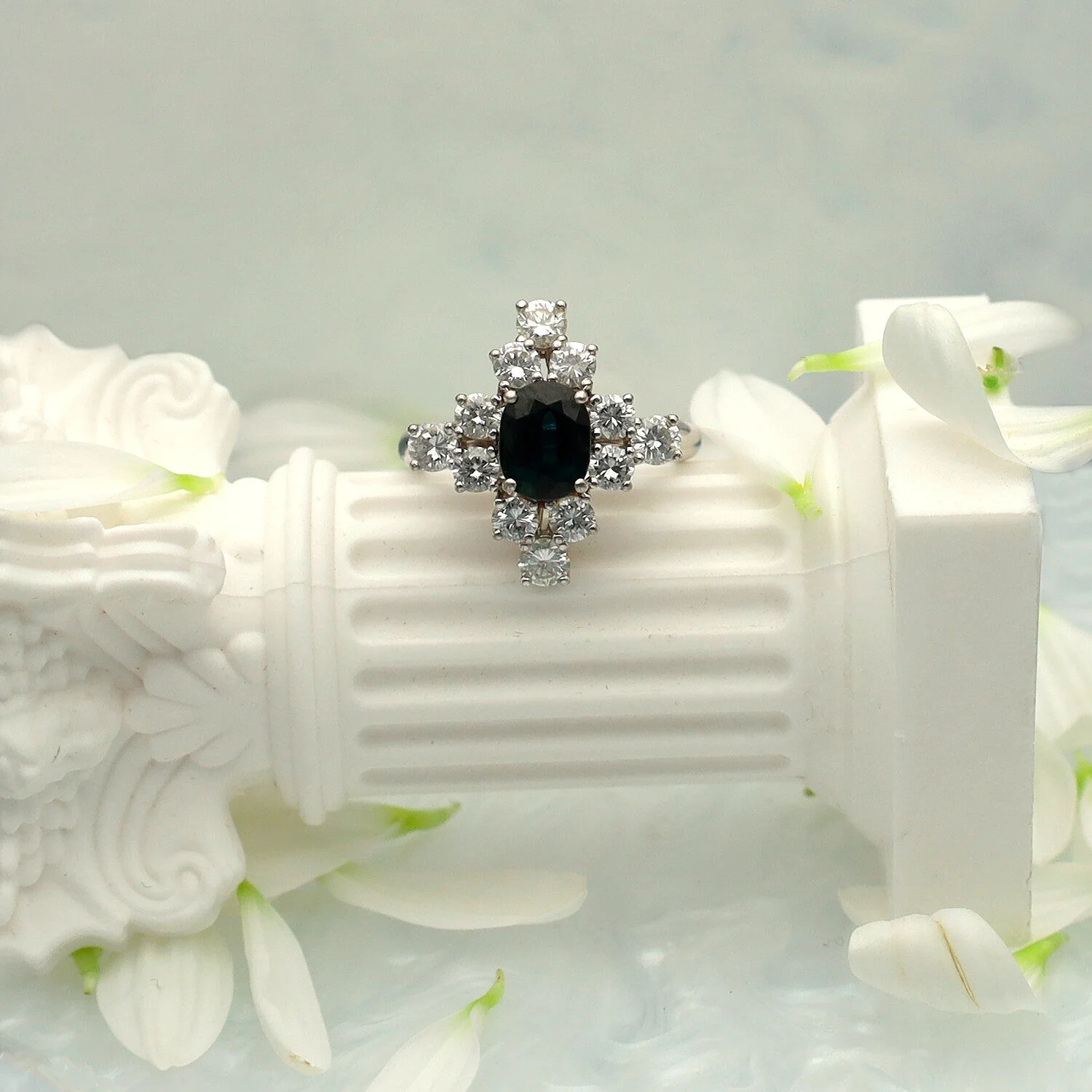 Sortija Vintage Zafiro y Diamantes