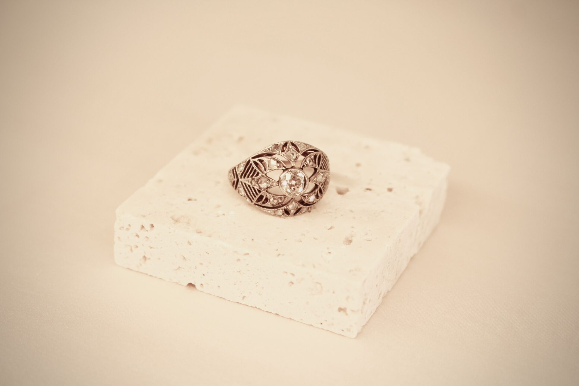 anillos vintage con diamantes